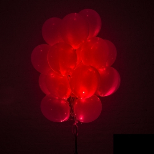 Красные светящиеся шары